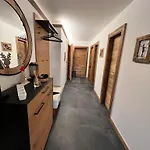 Résidence Robin Des Bois, Crans-montana, Luxueux Avec Vue Imprenable Crans-Montana