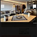 Résidence Robin Des Bois, Crans-montana, Luxueux Avec Vue Imprenable Crans-Montana